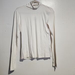 H&M Women's Lightweight Cream Turtleneck Long Sleeve Top